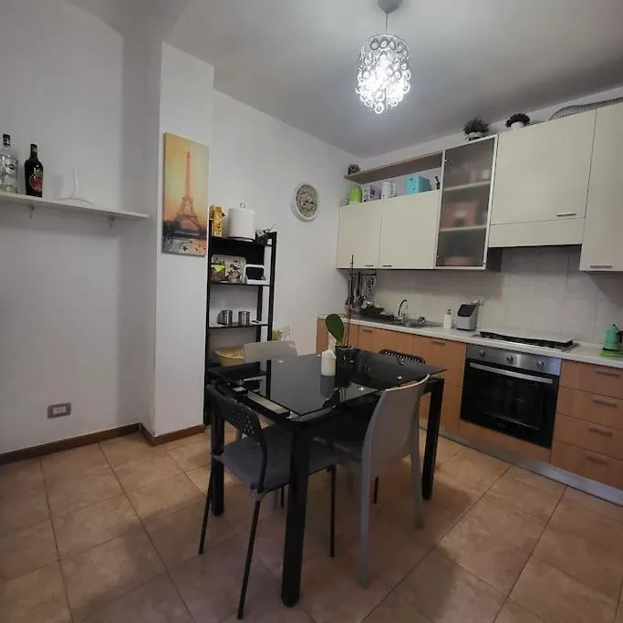 Apartment Central House Milan Italy